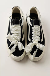 Vans Old Skool Coquette Sneakers