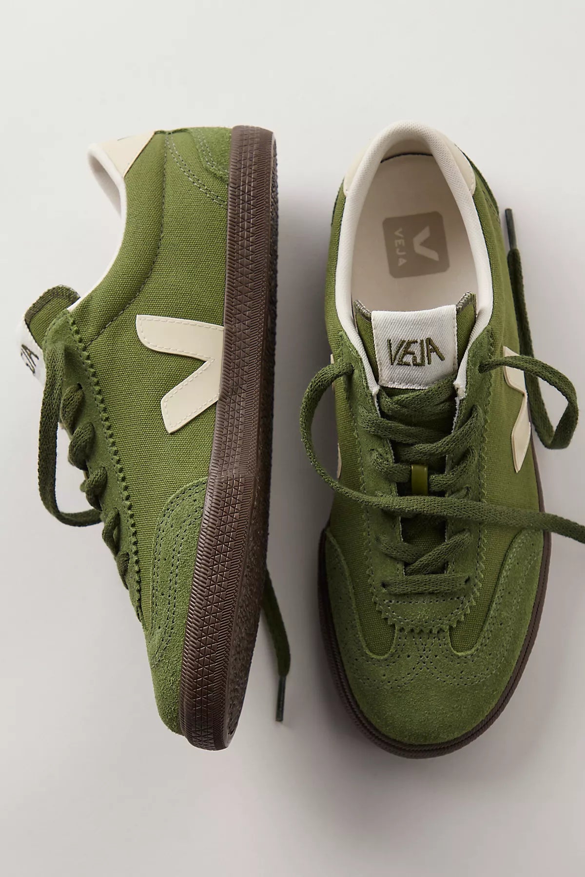 Veja Volley Sneakers