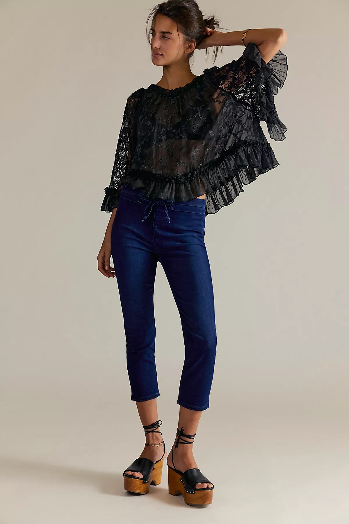 We The Free Knockout Mid-Rise Crop Jeans
