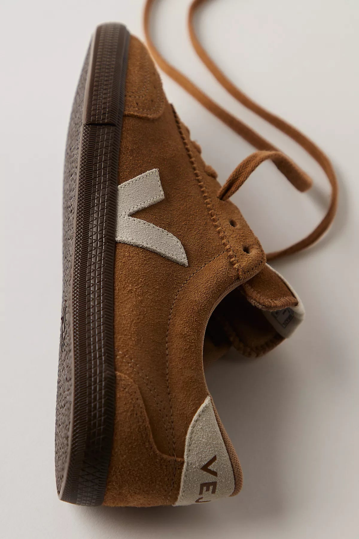 Veja Volley Sneakers