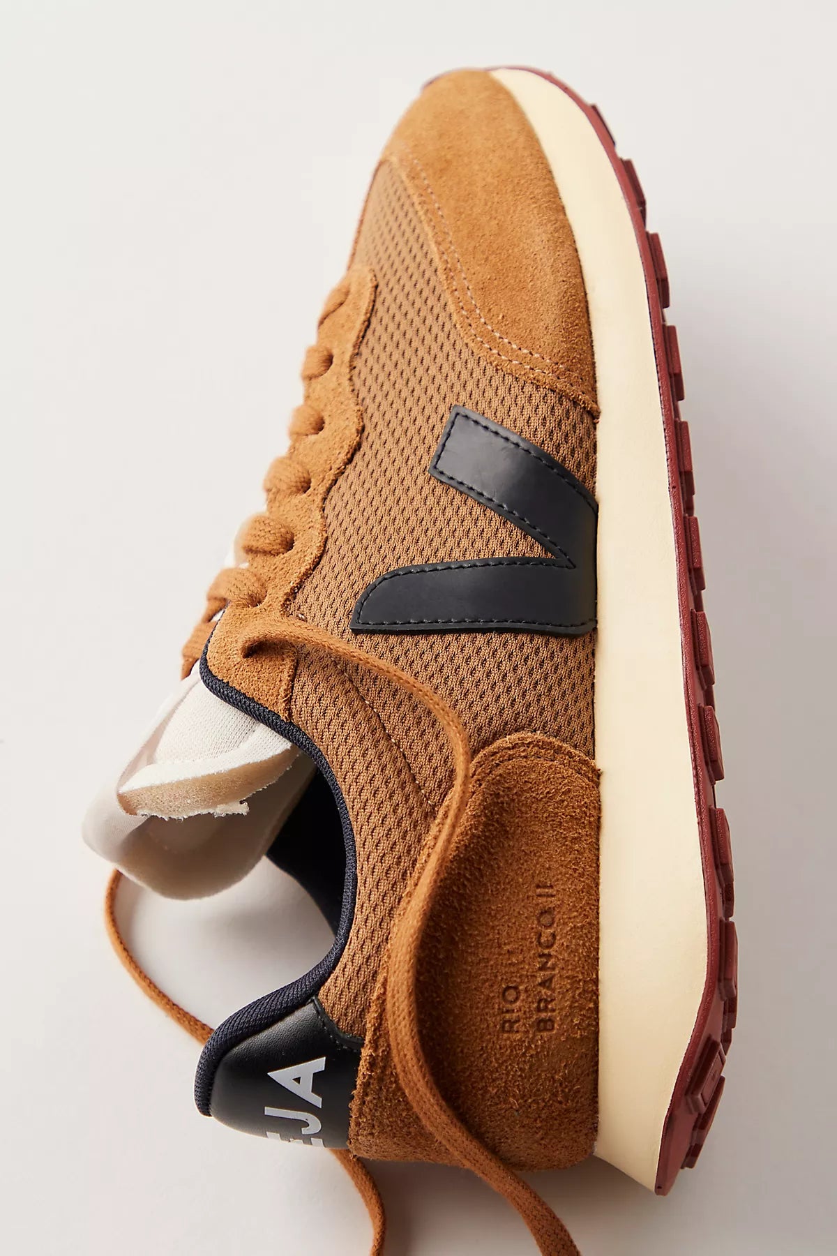 Veja Rio Branco II Sneakers
