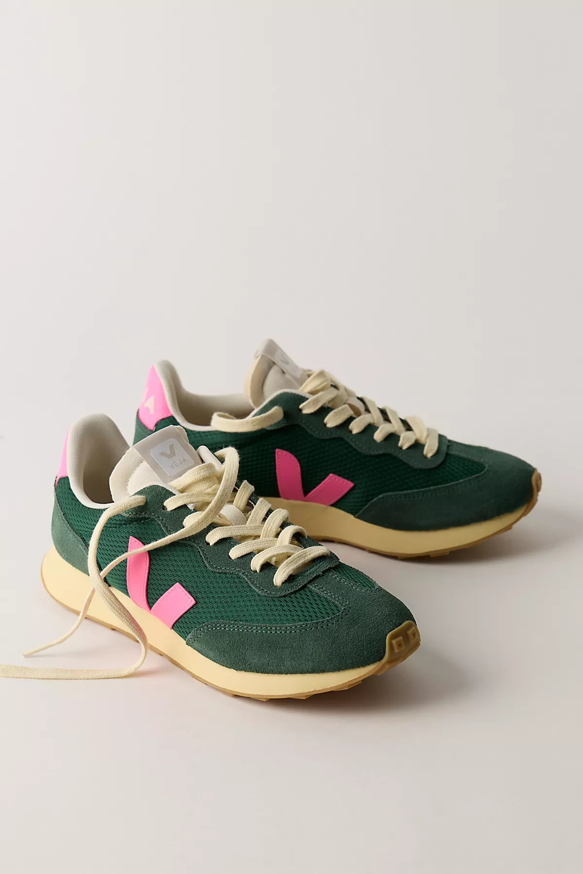 Veja Rio Branco II Sneakers