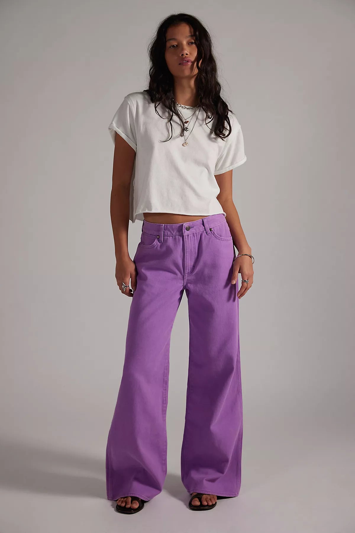 Wrangler World Wide Mid-Rise Wide-Leg Jeans