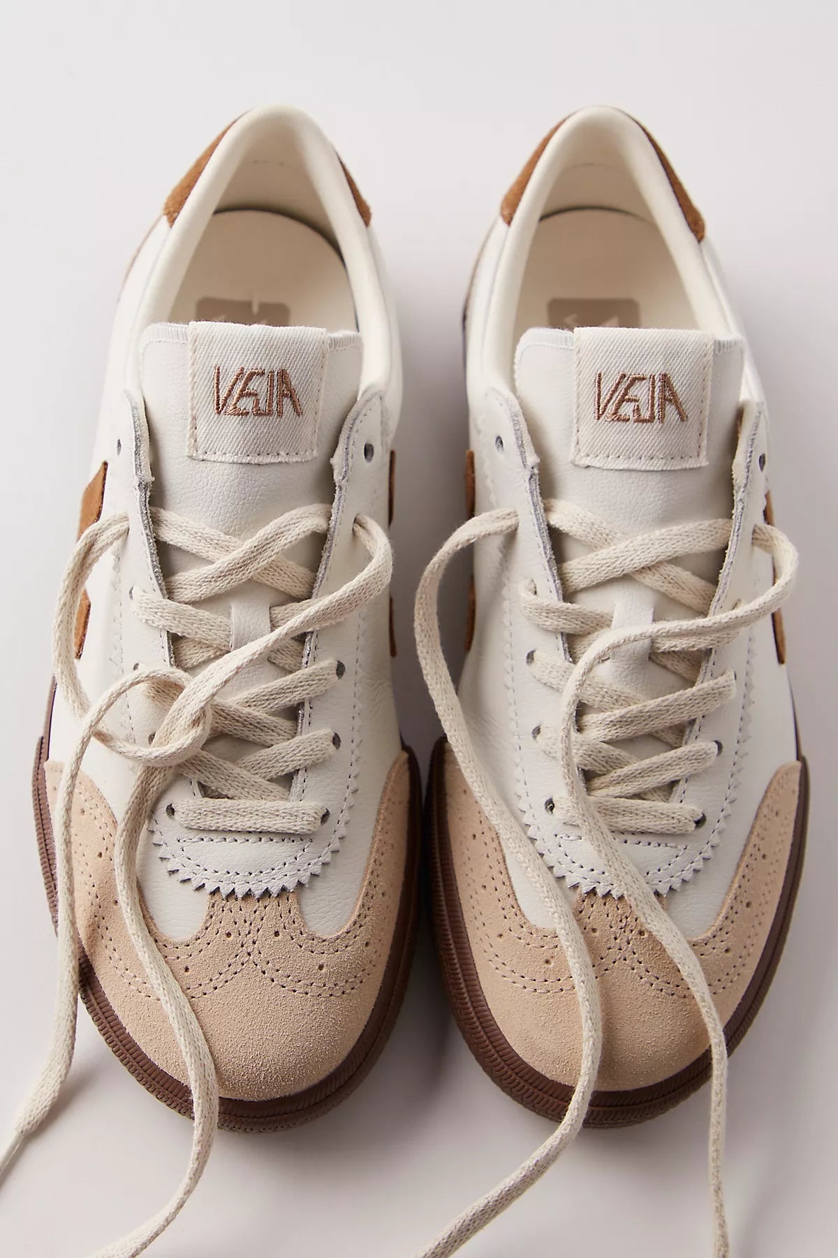 Veja Volley Sneakers