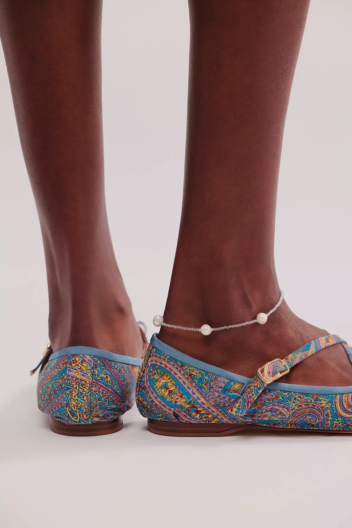 Zuri Ballet Flats