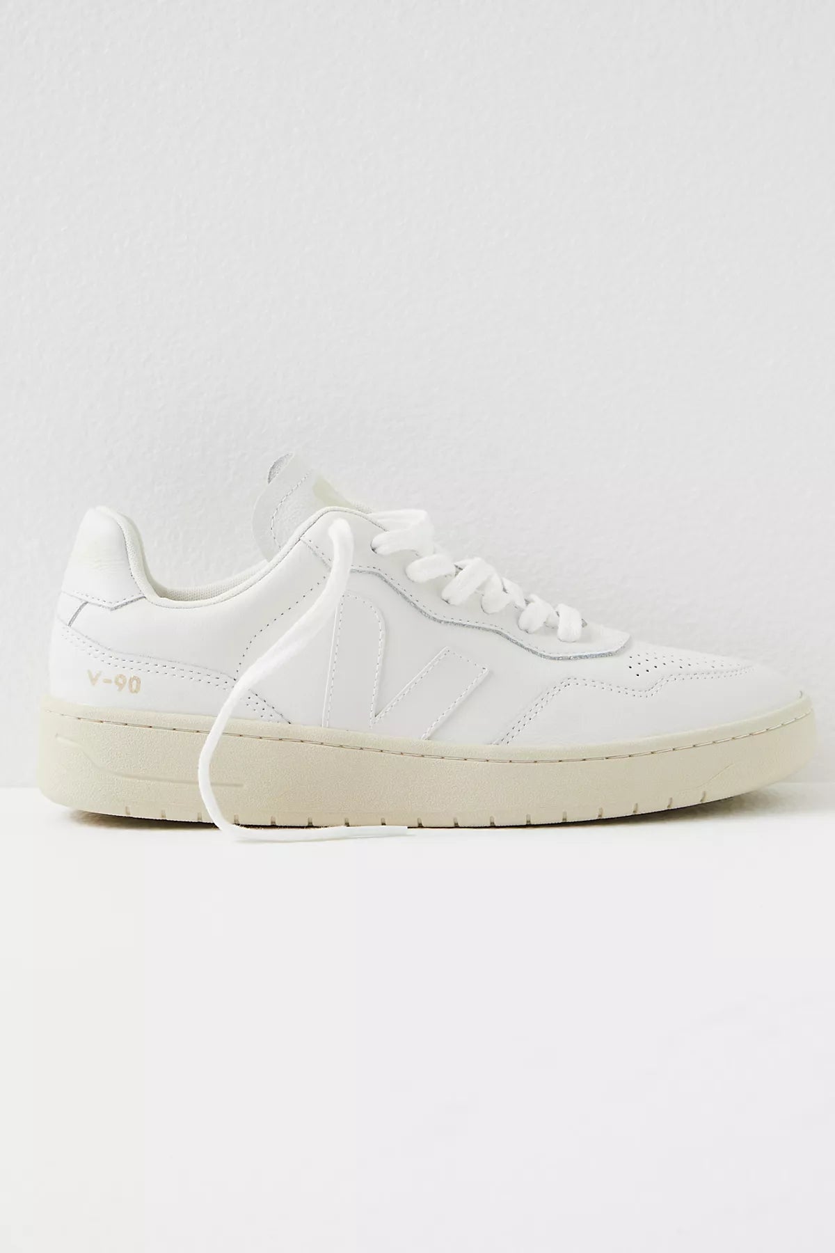 Veja V-90 Sneakers